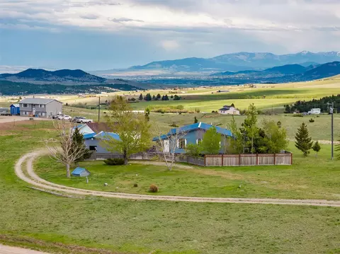 6751 Raven Rd, Helena, MT 59602