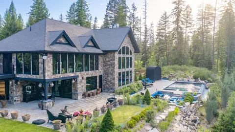 100 Whitefish Hills Dr, Whitefish, MT 59937