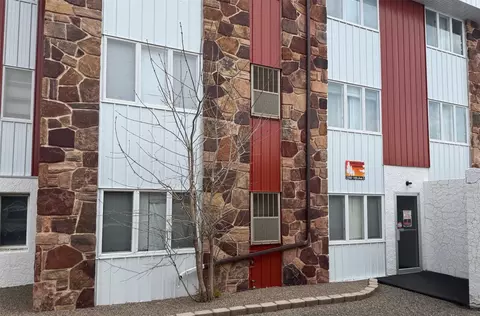 2300 14th Ave S #15, Great Falls, MT 59405