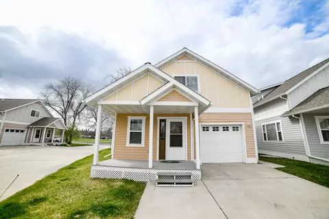 2301 Northern Lights Dr #20, Great Falls, MT 59401