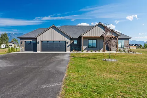 183 Holbrook Dr, Kalispell, MT 59901