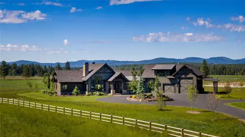 2046 Spring Prairie Ranch Rd, Whitefish, MT 59937