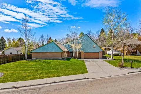 2220 13th St SW, Great Falls, MT 59404