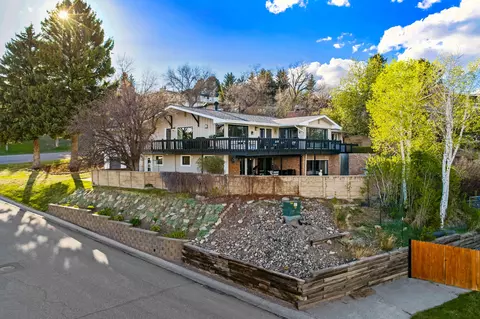 2781 Greenbriar Dr, Great Falls, MT 59404