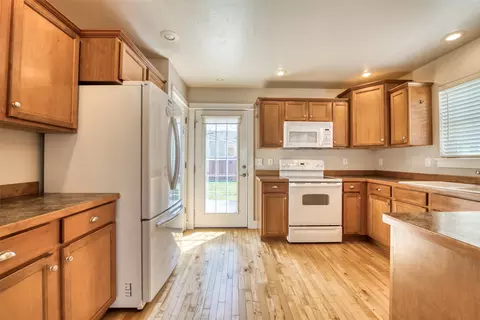 Kitchen - 101 Silverberry St, Hamilton, MT 59840 photo 2 of 4