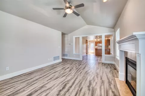 Living - 101 Silverberry St, Hamilton, MT 59840 photo 1 of 5