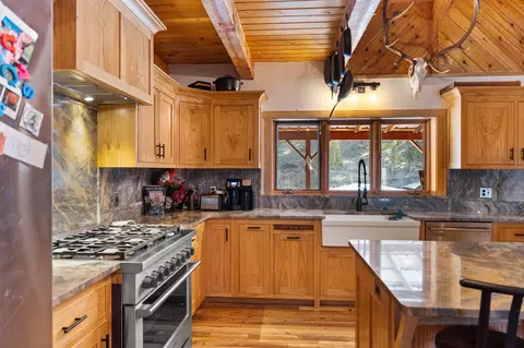 Kitchen - 784 Pluid Rd, Eureka, MT 59917 photo 3 of 7