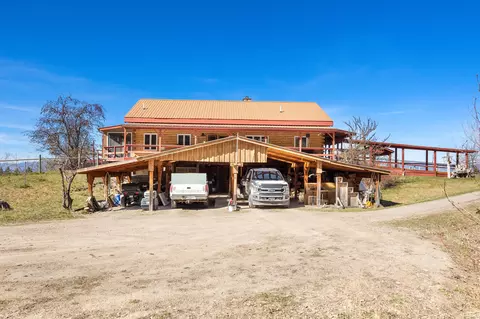 Exterior - 784 Pluid Rd, Eureka, MT 59917 photo 11 of 18