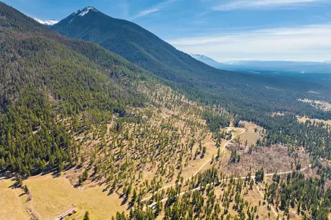 784 Pluid Rd, Eureka, MT 59917
