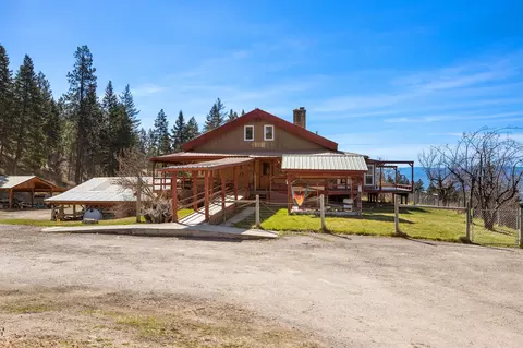 Exterior - 784 Pluid Rd, Eureka, MT 59917 photo 13 of 18
