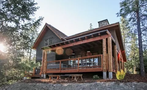 818 Wilderness Club Dr, Eureka, MT 59917