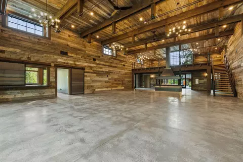 198 Trading Post Trl, Bigfork, MT 59911