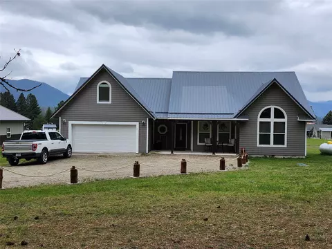 55 Lakeview Rd, Trout Creek, MT 59874