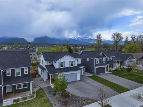 215 Kismet Ct, Hamilton, MT 59840
