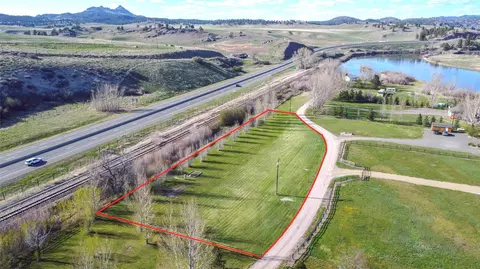 156 Barnes Ln, Wolf Creek, MT 59648