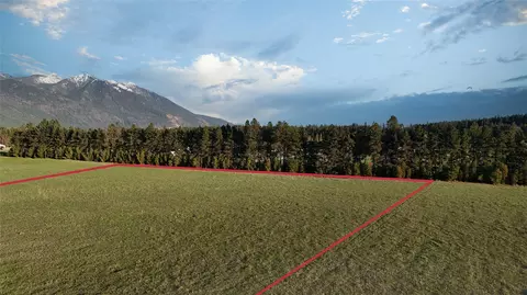 148 Fox Ln, Columbia Falls, MT 59912
