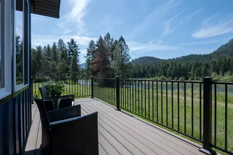 29 Shoreline Dr, Thompson Falls, MT 59873