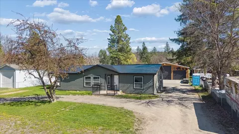 261 Gateway St, Rexford, MT 59930