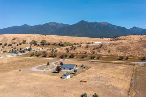84 Hillside Ln, Eureka, MT 59917