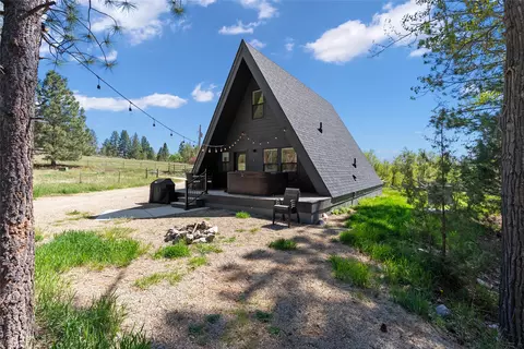 3205 Quiet Pl, Stevensville, MT 59870