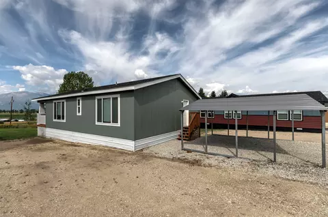 514 Hamilton Heights Rd #2, Corvallis, MT 59828