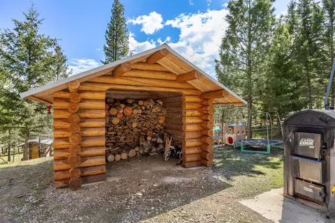 Exterior - 35800 Cat Face Rd, Bonner, MT 59823 photo 6 of 13