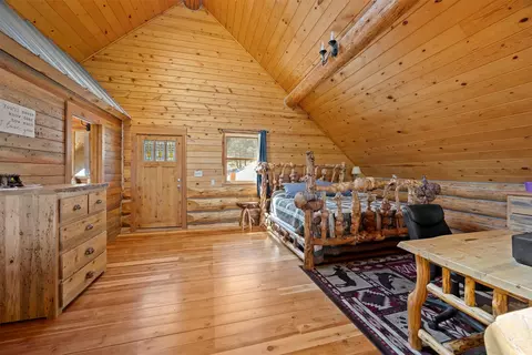 Bedroom - 35800 Cat Face Rd, Bonner, MT 59823 photo 1 of 3