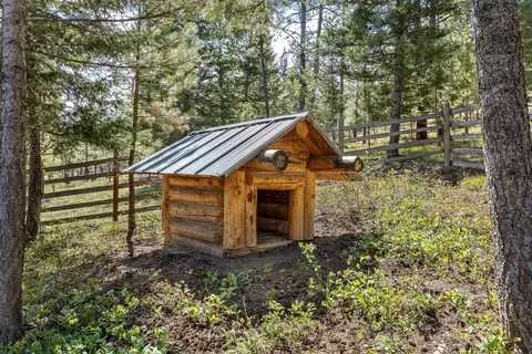 Exterior - 35800 Cat Face Rd, Bonner, MT 59823 photo 7 of 13