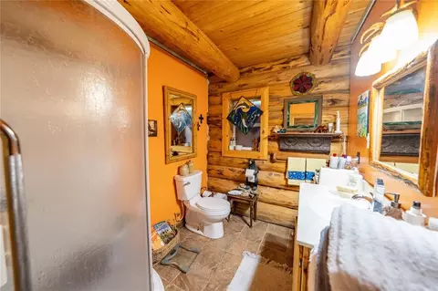Bath - 1741 Warland Rd, Libby, MT 59923 photo 2 of 3