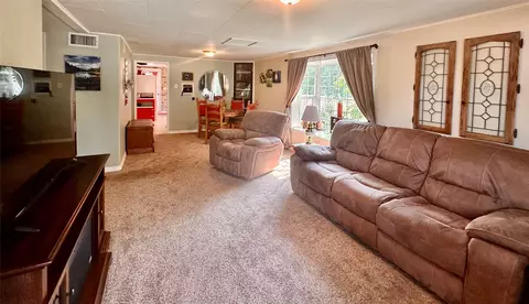 Living - 302 N 6th St, Hamilton, MT 59840 photo 2 of 4