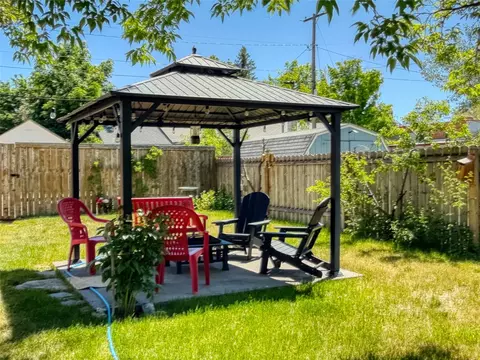 Exterior - 302 N 6th St, Hamilton, MT 59840 photo 6 of 8