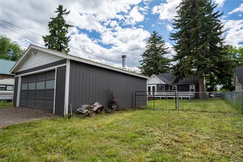 Exterior - 925 8th Ave E, Kalispell, MT 59901 photo 8 of 8