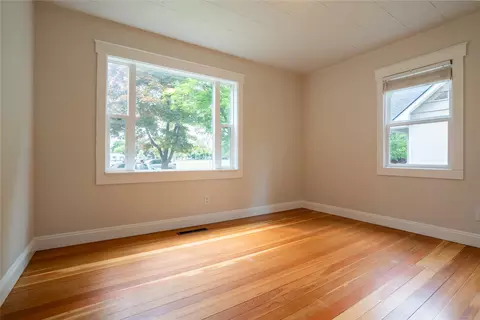 Bedroom - 925 8th Ave E, Kalispell, MT 59901 photo 1 of 9