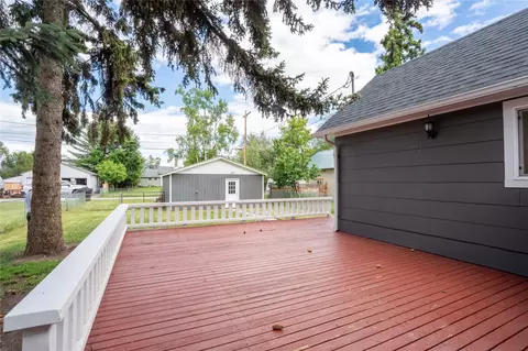 Exterior - 925 8th Ave E, Kalispell, MT 59901 photo 4 of 8