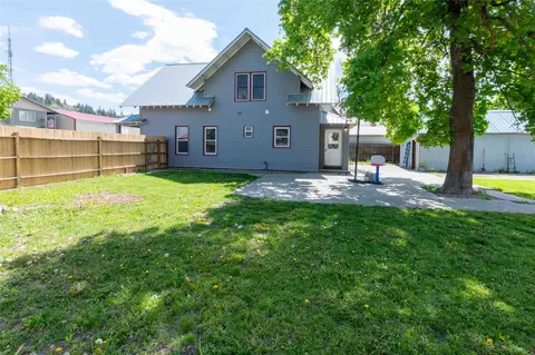 103 W Meany St, Plains, MT 59859
