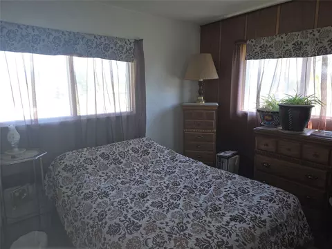 Bedroom - 82 Ricketts Rd, Hamilton, MT 59840 photo 3 of 4