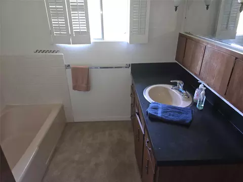 Bath - 82 Ricketts Rd, Hamilton, MT 59840 photo 3 of 3