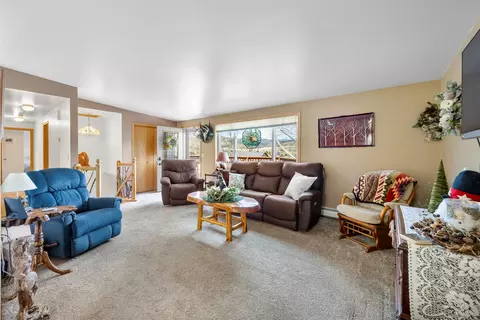Living - 508 Capital Heights St, Boulder, MT 59632 photo 1 of 4