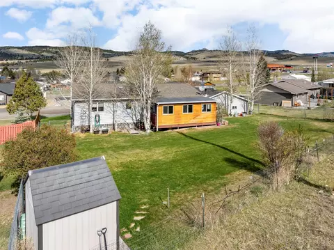 Exterior - 508 Capital Heights St, Boulder, MT 59632 photo 2 of 15