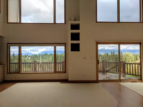 Living - 248 Juniper Bend Dr, Kalispell, MT 59901 photo 5 of 13