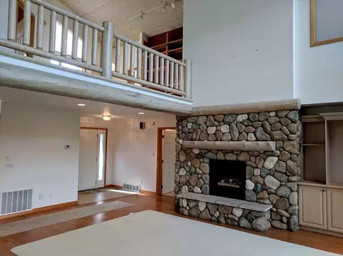 Living - 248 Juniper Bend Dr, Kalispell, MT 59901 photo 3 of 13
