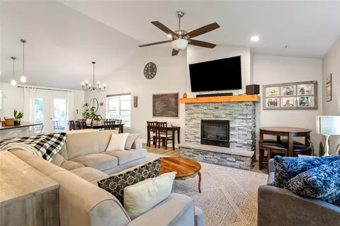 564 Peaceful Dr, Bigfork, MT 59911