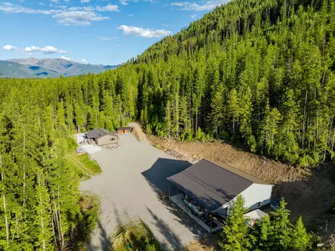 58 Ridge Loop Rd, Trout Creek, MT 59874