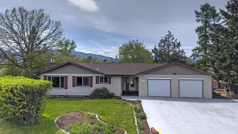 924 Gladis Dr, Missoula, MT 59804