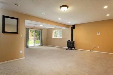 Living - 21133 Handley Loop, Clinton, MT 59825 photo 2 of 4