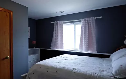 Bedroom - 21133 Handley Loop, Clinton, MT 59825 photo 6 of 8