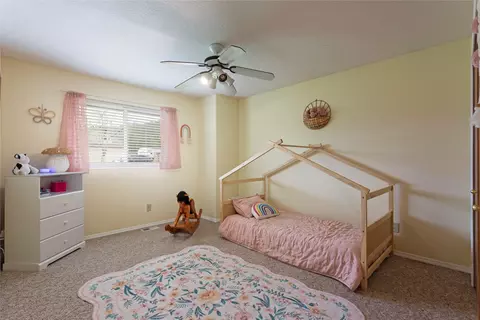 Bedroom - 21133 Handley Loop, Clinton, MT 59825 photo 3 of 8