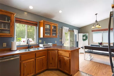 Kitchen - 21133 Handley Loop, Clinton, MT 59825 photo 2 of 3