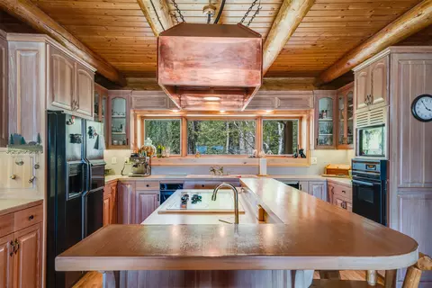 Kitchen - 405 Delrey Rd, Whitefish, MT 59937 photo 1 of 3