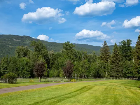 Exterior - 405 Delrey Rd, Whitefish, MT 59937 photo 6 of 7